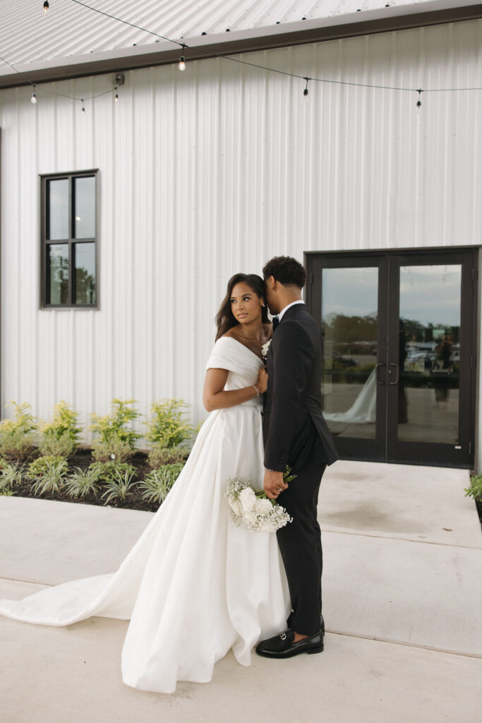 bride and groom portraits