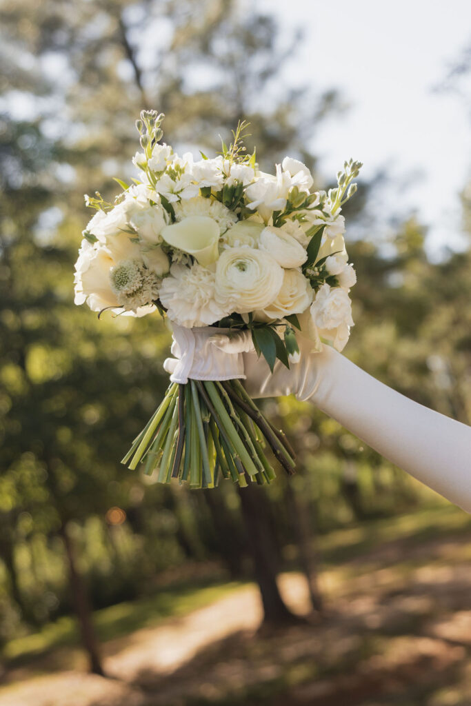 white wedding bouquet