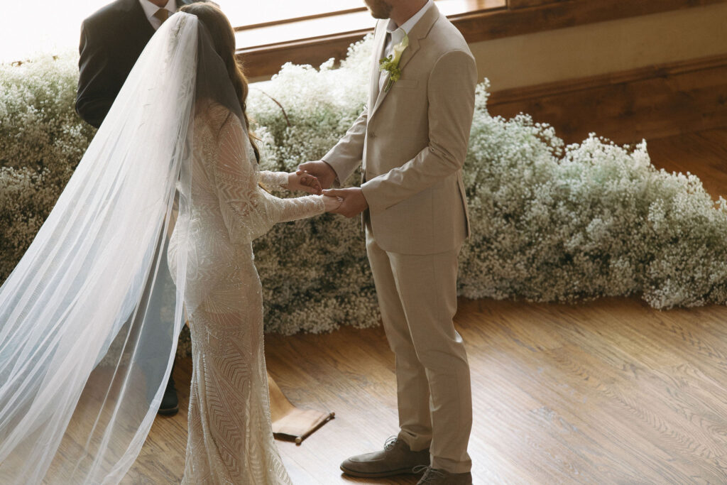 Indoor wedding ceremony in Athens Texas