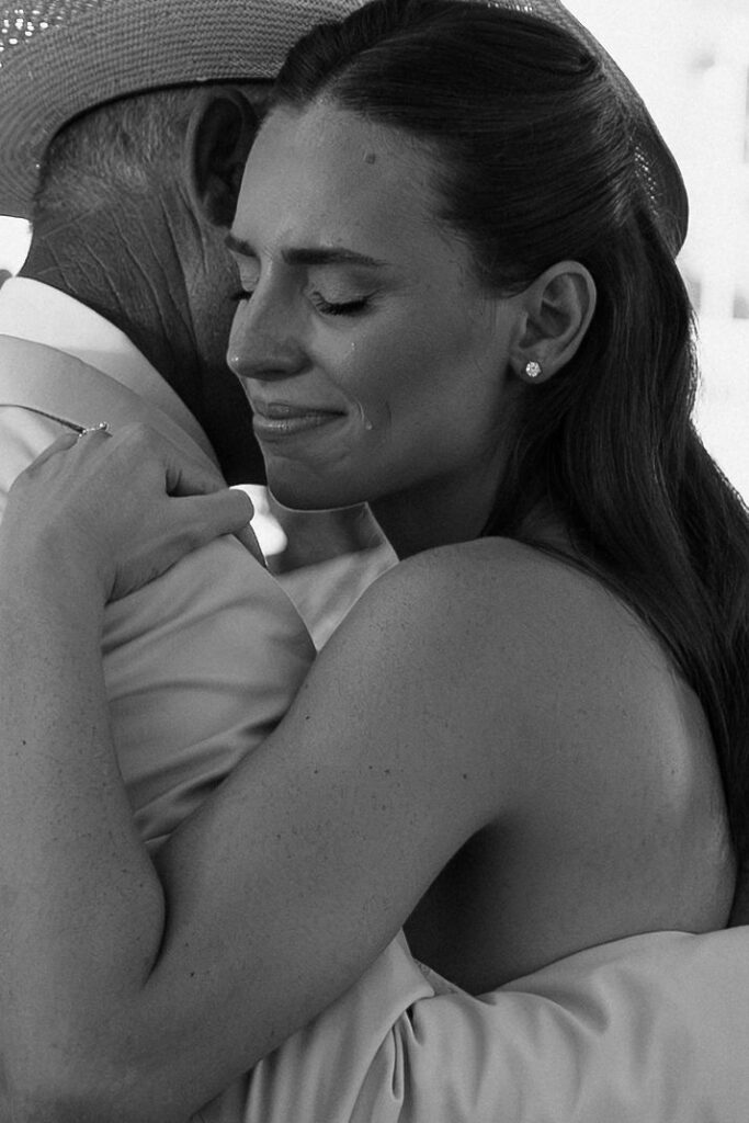 first dance at 4th of july wedding 